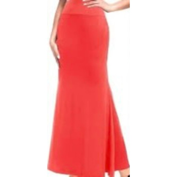 Charlotte Russe Dresses & Skirts - Charlotte Russe Vibrant Coral Maxi Skirt